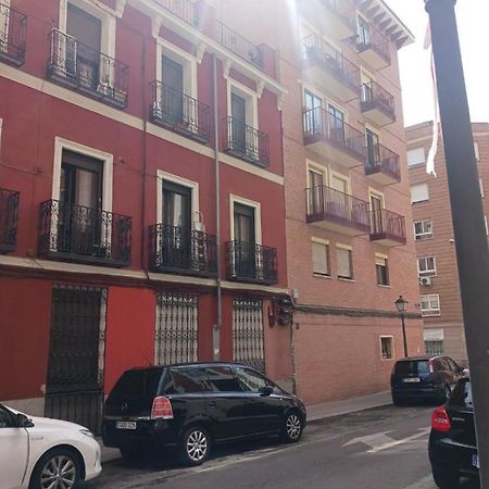 Habitacion En Madrid Apartment Екстериор снимка